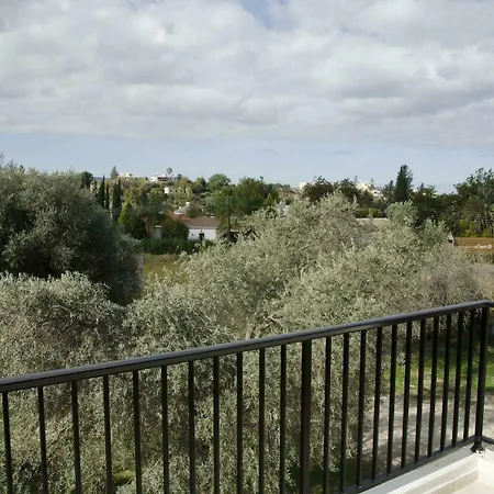Kozis Apts Szálloda